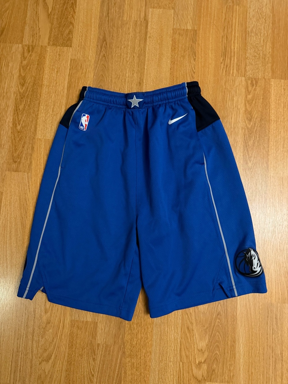 Nike NBA Dallas Mavericks Blue Youth XL Basketball Shorts